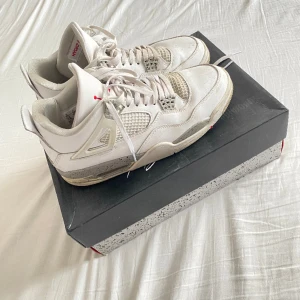 Jordan 4 - Jordan 4, använda