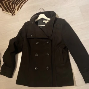 Kort kappa - Skepparkavaj/jacka. Storlek 42, ny utan lapp 