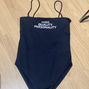 Black bodysuit - Brand new bodysuit from Zara. Fits perfectly. Comfortable material. Bought it for 199kr bur selling it for 99kr