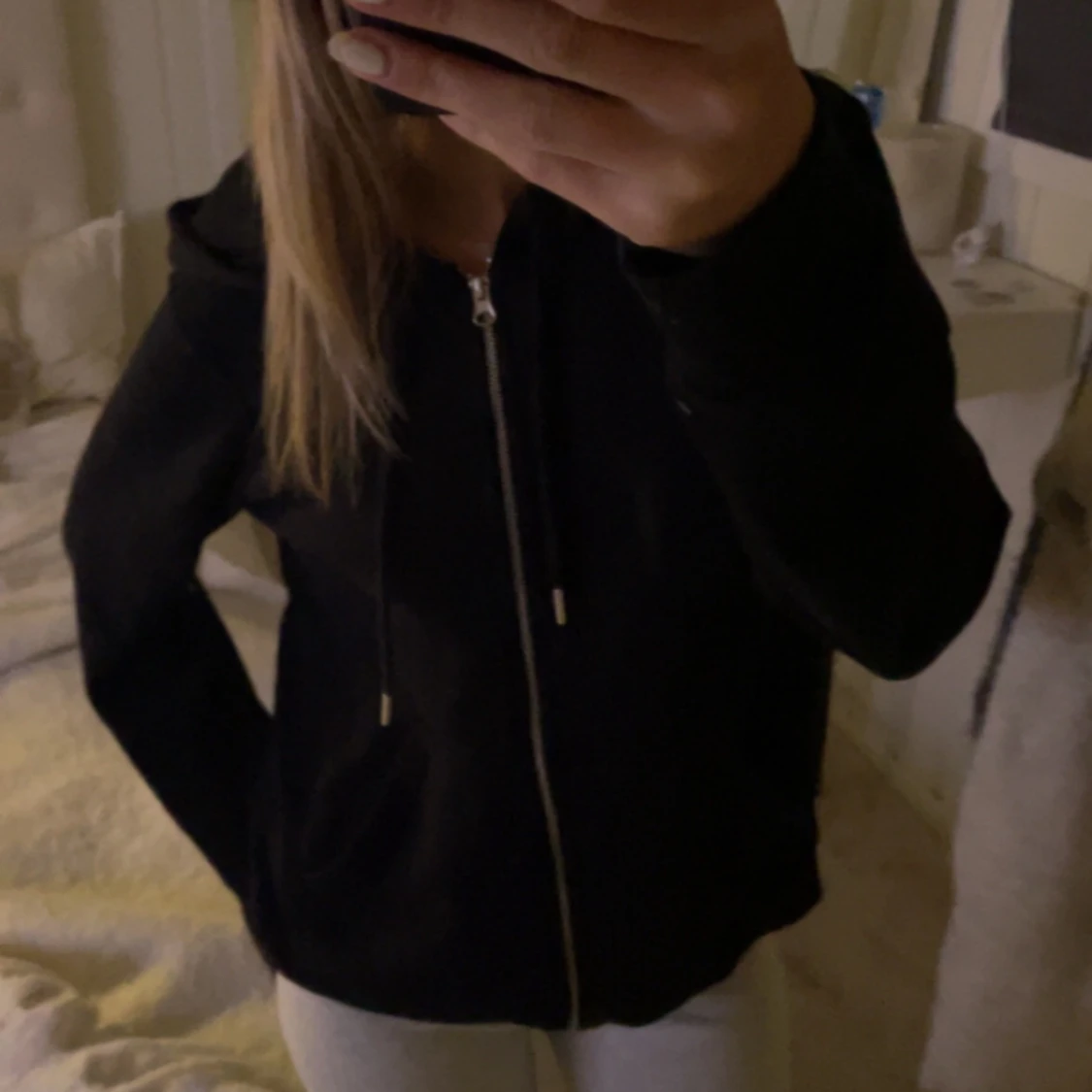 Svart mysig zip up - 90