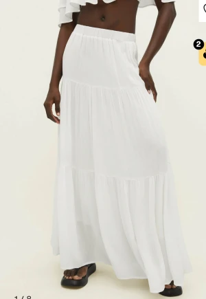 Lång kjol  - Säljer helt ny långkjoö för 300❤️ storlek m 