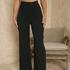 Kostym byxor  - Svarta kostym byxor som har aldrig används 