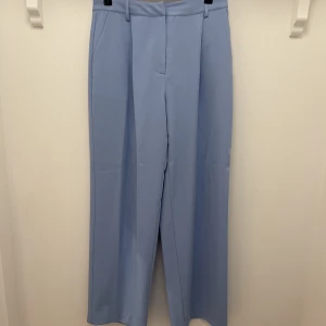 Kostymbyxor  - Sjukt snygga Oversize kostymbyxor! 