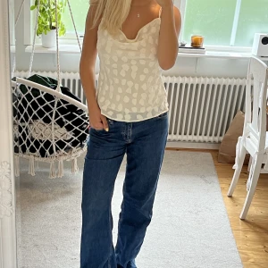 Topp - Superfin topp som tyvärr inte kommer till användning