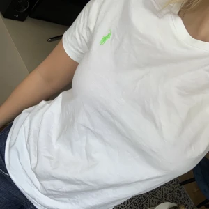 Ralph lauren - Säljer denna Ralph lauren tröjan, nyskick!💘