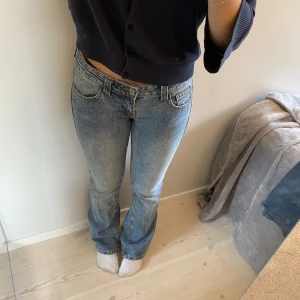 Low rise jeans - Låg midjade jeans från brandy melville