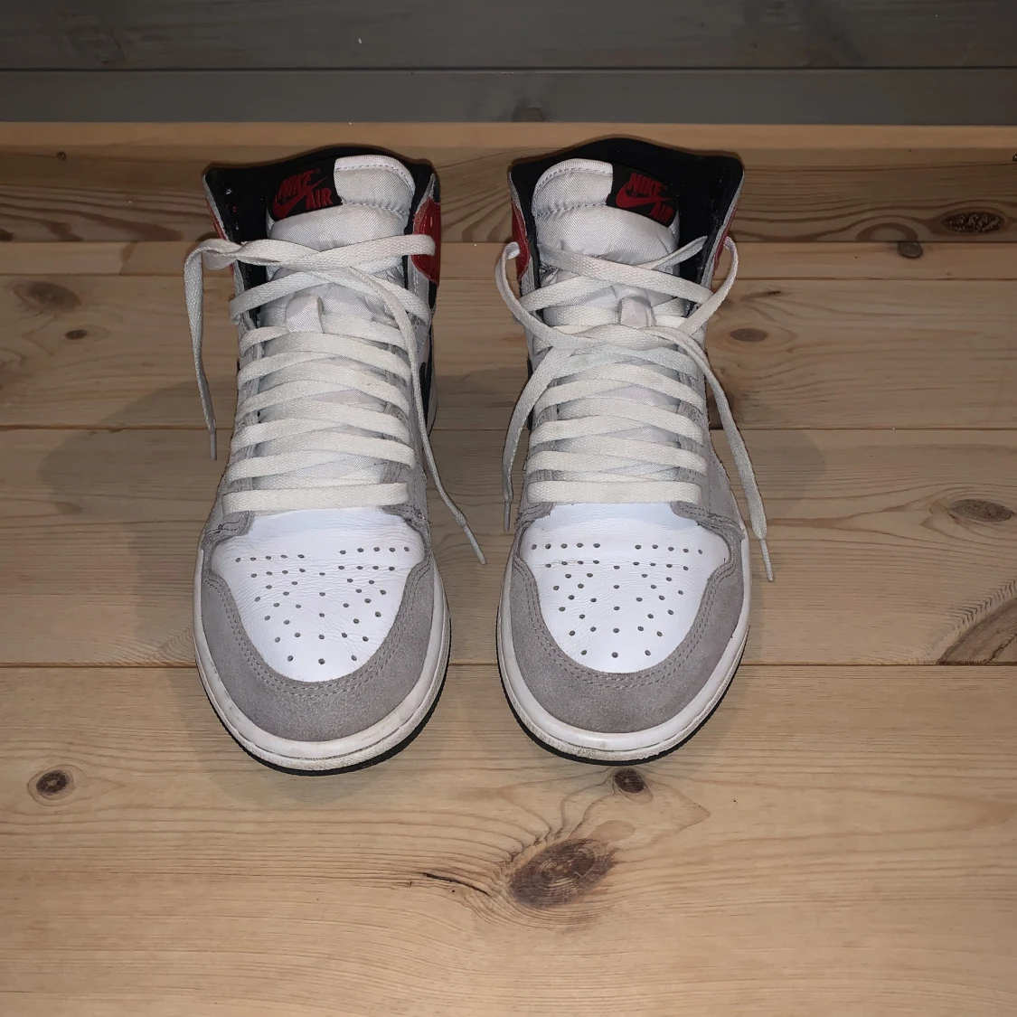 Jordan 1 retro high light smoke grey