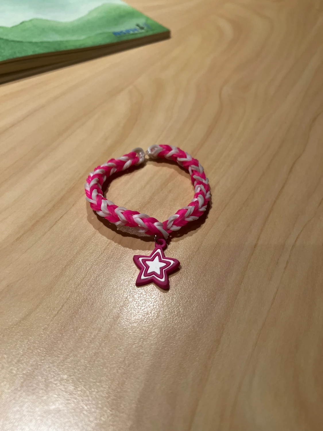 2 armband (välgörenhets smycke)  - 90