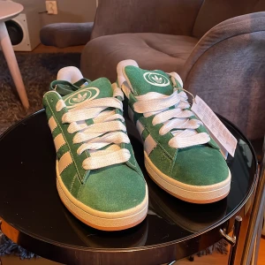 Adidas campus - Helt oanvända adidas campus utan låda.