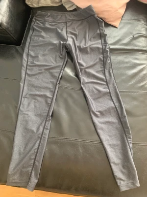 Champion tights  - Oanvända och felfria tights från champion, köparen står för frakt 😃