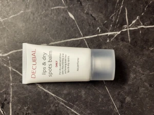 Decubal läppbalsam - Decubal läppbalsam. Testad 1gång.