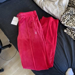 Juicy byxor  - Helt nya juicy byxor 