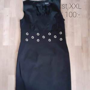 Stilren fodral klänning i storlek XL/Xxl