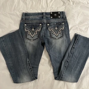 Miss me jeans - LÄGGER UPP IGEN! Nu för billigare pris, så passa på för de gäller bara under en kort period❤️kan fixa gratis frakt 