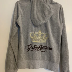 JUICY COUTURE KOFTA - passar storlek S/M💗 fint skick