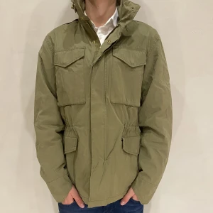 SafariJacka Dobber  - Hej! Säljer nu min jacka från Dobber i storlek S, fint skick. Tveka inte på att höra av dig om du har frågor eller funderingar kring varan!