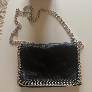 Tiamo väska💕 - Säljer nu denna super fina tiamo väskan!🥰inga defekter!💕