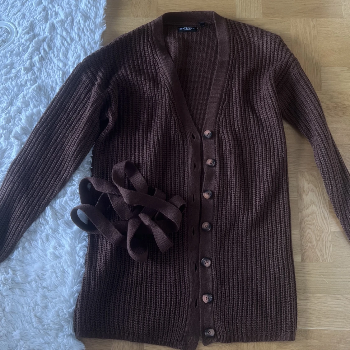 Brun/Röda kofta storlek XS