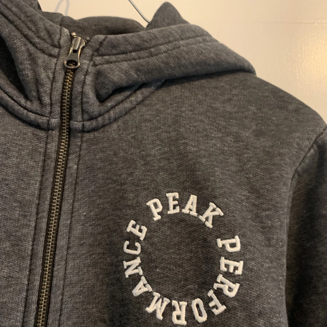 Peak Hoodie  - 90