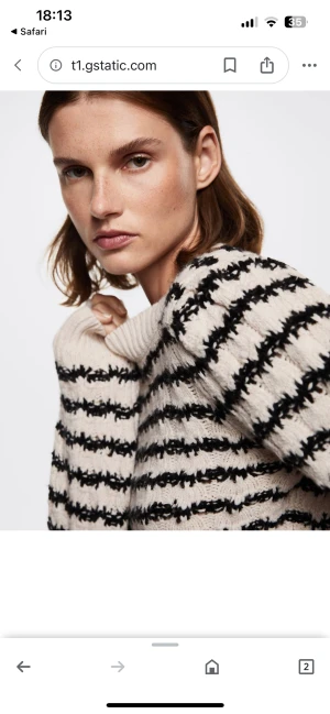 Fin stickad tröja - En superfin tröja ifrån mango i jättebra skick. 