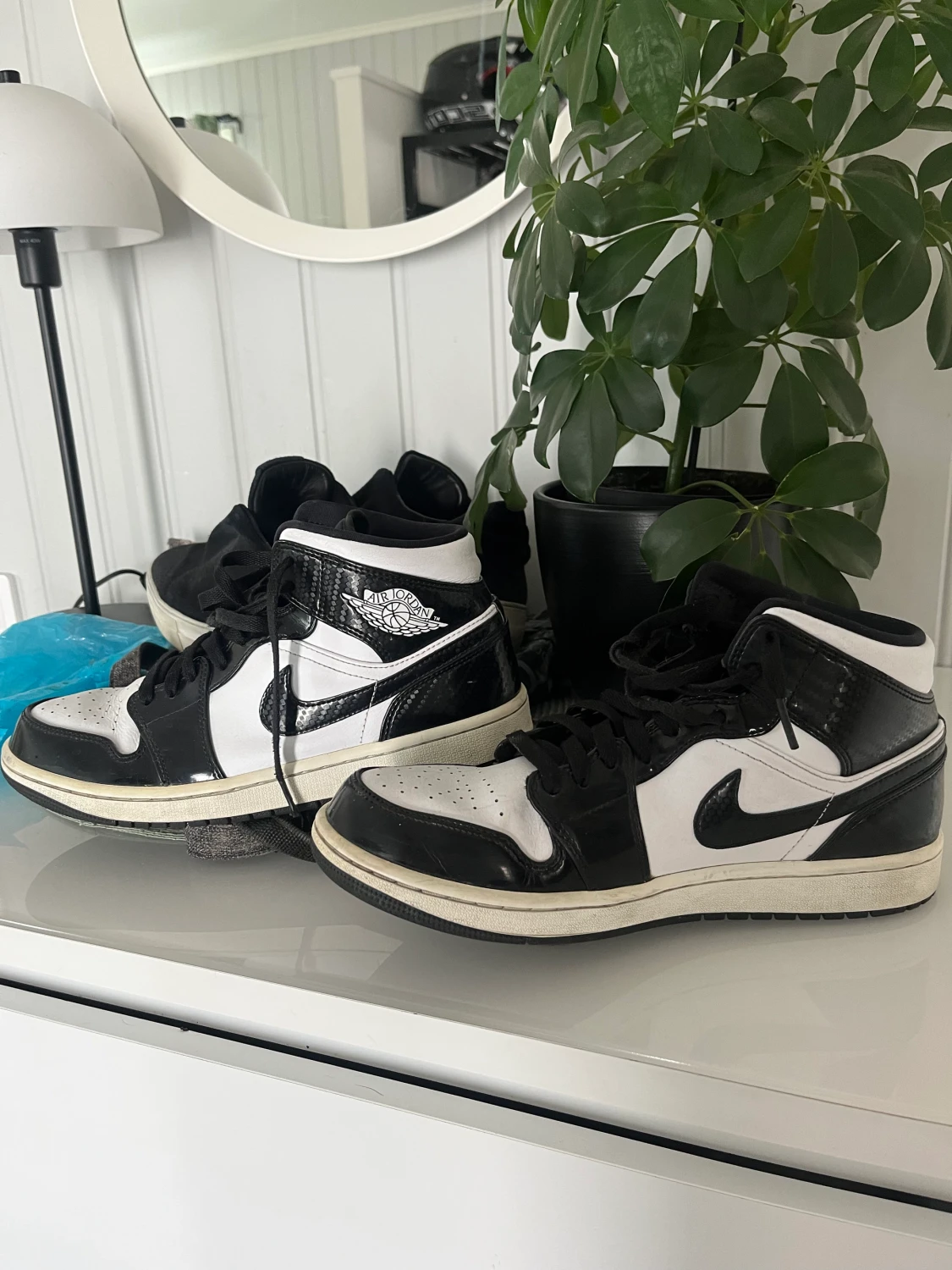 Carbon fiber jordans 1