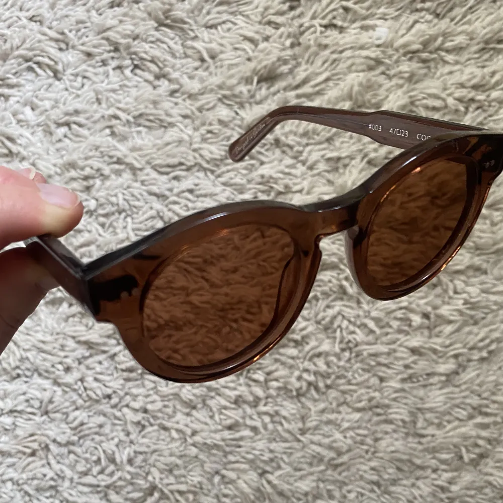 Jättefina solglasögon i en brun färg🌸💕🌸💕🌸💕. Övrigt.
