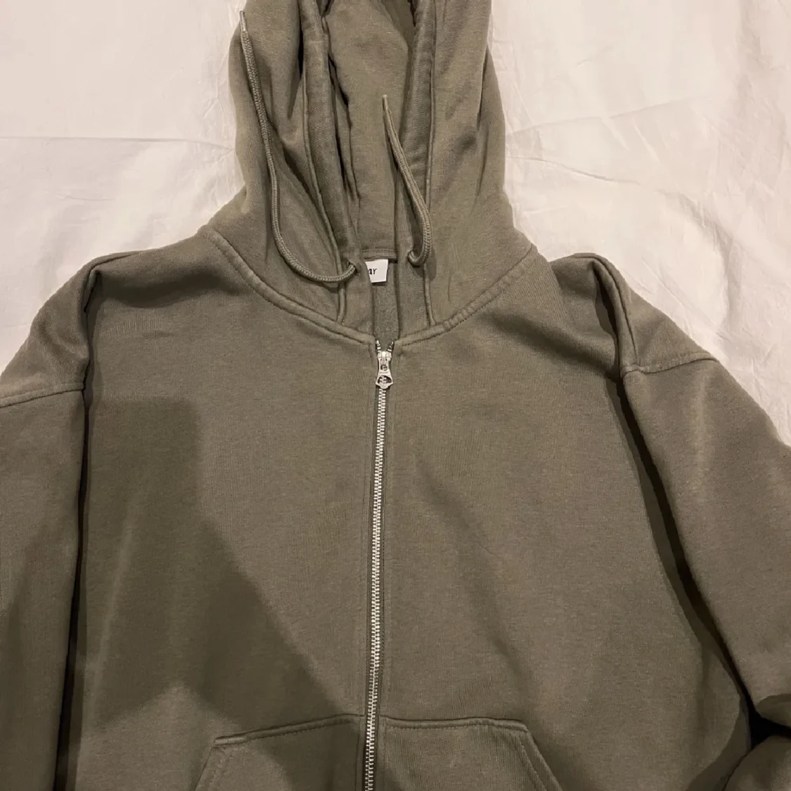 Olivgrön hoodie  - 91