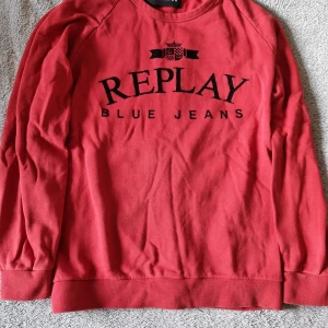 Replay tröja - Replay tröja i väldigt fint skick. Endast använd ca 2-3 gånger.