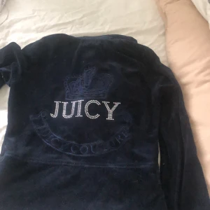 Juicy kofta - Juicy kofta bra skick storlek 146-152