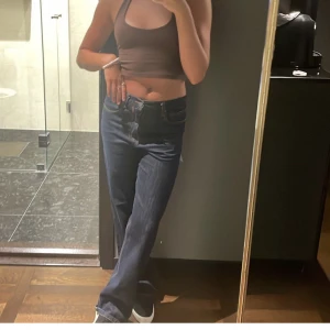 Jeans - Jeans från cheap monday. Be om bilder för defekter nedtill! Lite slitningar annars bra!