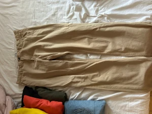 Chinos weekday - Bra skick! Storlek 34