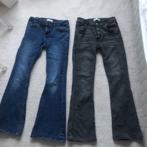 Low waist bootcut jeans  - Jättesnygga jeans💗 200 kr styck, svarta är från zara och blåa är från Lindex 