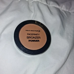 Bronzer - Super fin, oöppnad