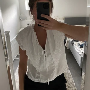 Blus Zara - Jättesöt blus som passar till olika tillfällen