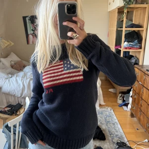Ralph Lauren sweater  - Stickad sweater från Ralph Lauren💙Superfin, sitter som storlek M❣️Helt oanvänt skick