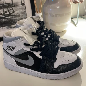  Air jordan - Nästan helt oanvända 