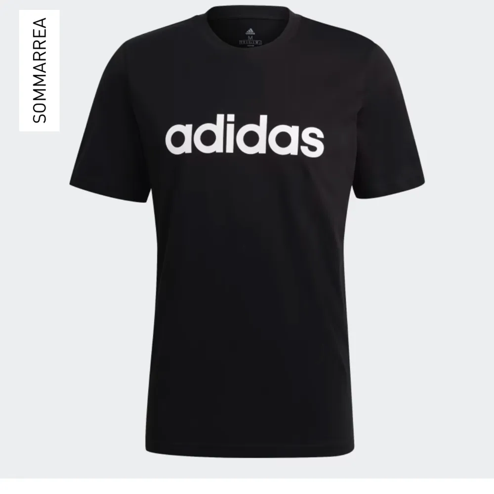 Svart simpel adidas tshirt!!! Inga defekter💗💗💗 hör gärna av er vid frågor💗💗💗. T-shirts.