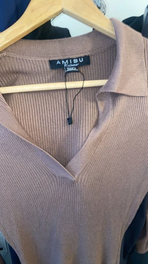 Klänning - En fin klänning när det är lite kallare på kvällen 