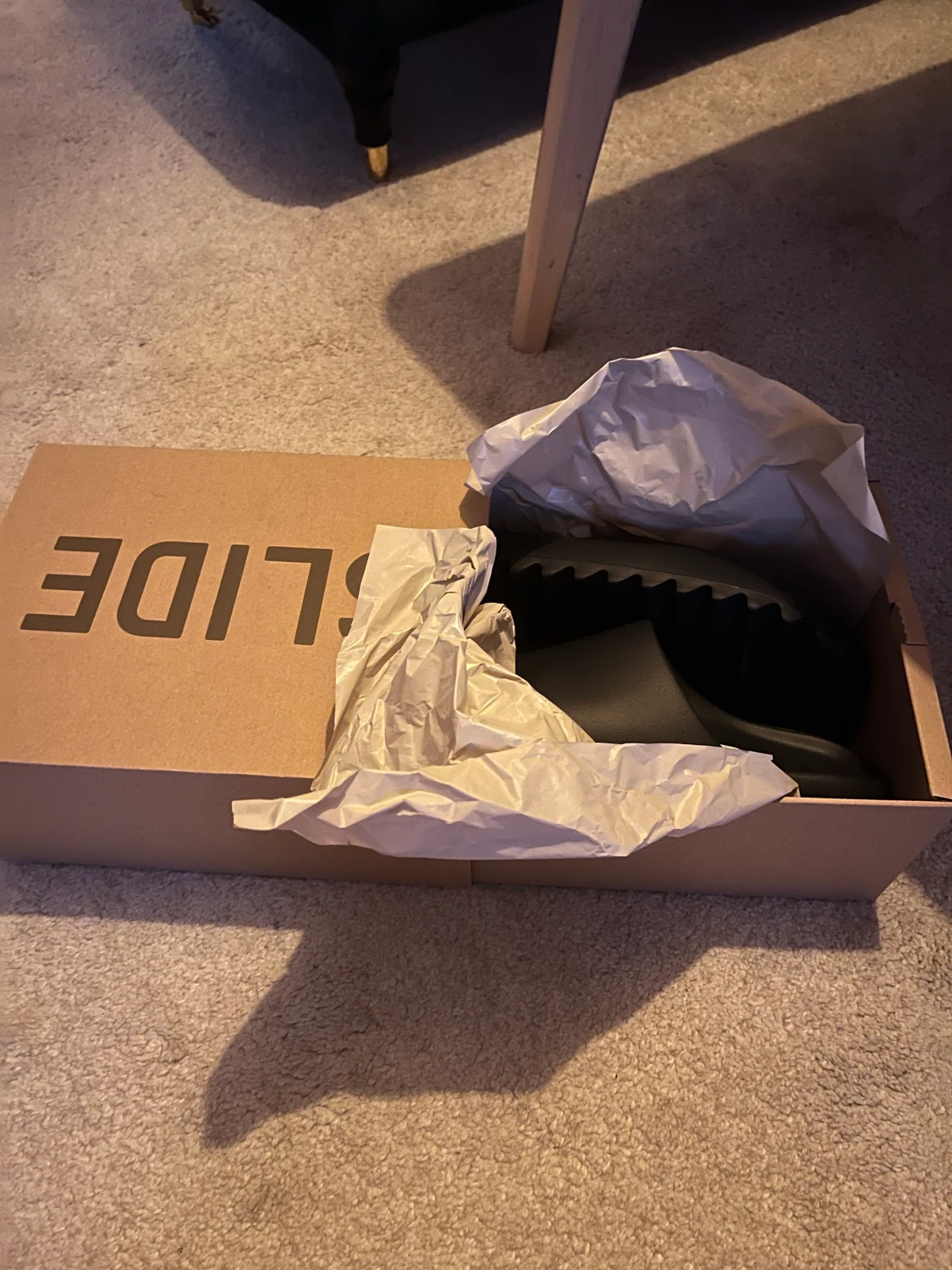 WTS Yeezy slide Onyx - 90