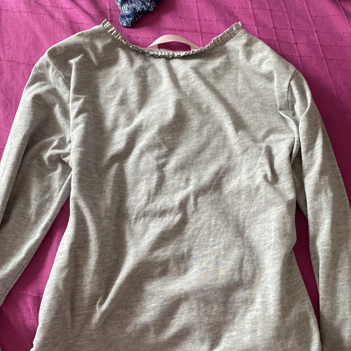 Grå långärmad - 91