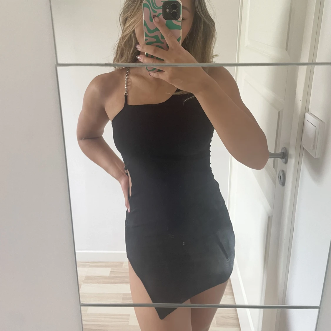 Svart klänning  - 90