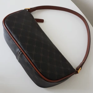 Väska - Mango handbag  New never been used  