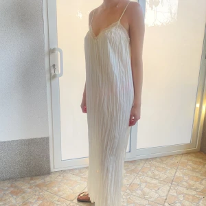 Klänning  - Så fin Zadig likande klänning passar s/m🩷