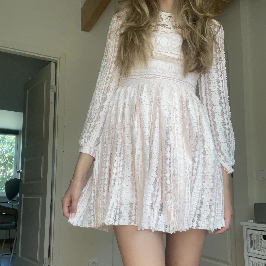 Rosa spets klänning