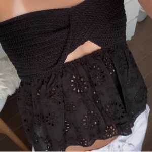 Zara topp - Säljer denna stickade zara toppen, superfin och endast använd 1 gång ❤️ köpt i somras 