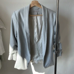 Figursydd kavaj h&m - Kavaj h&m storlek S