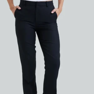 Kostymbyxor  - Säljer ett par nya kostymbyxor. Dem är i tall. Endast testade. Säljer för de var försmå. Säljer för 250 nypris 500