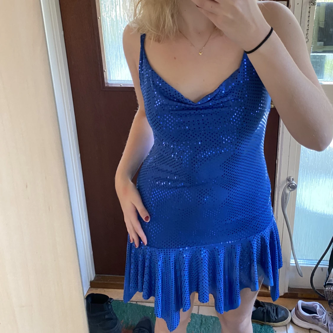 Blå glitterklänning✨✨ - 90