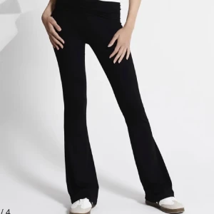 Yoga pants - Säljer mina yoga pants från lager 157. Storlek XS, är stretchiga. Endast testade!!