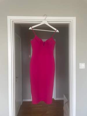 Fin och stilren rosa klänning